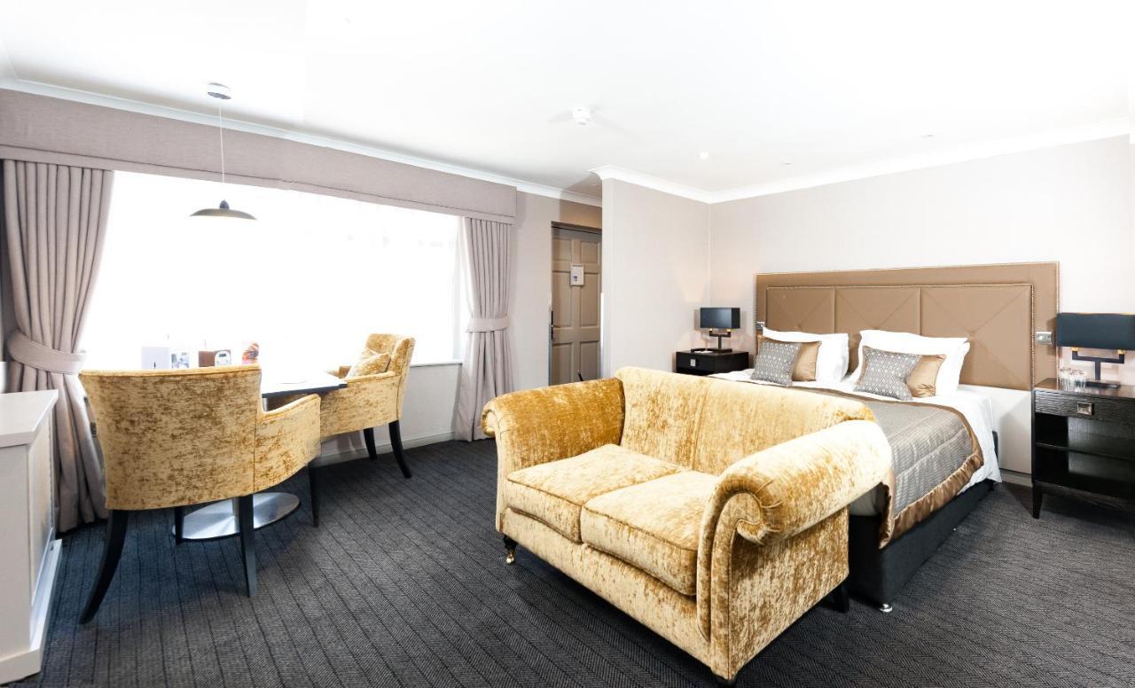 Foxhills Club & Resort Ottershaw Exteriér fotografie