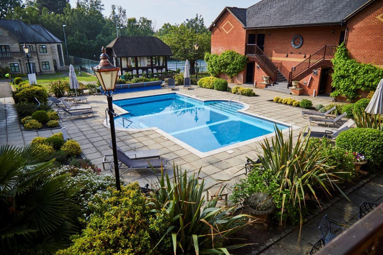 Foxhills Club & Resort Ottershaw Exteriér fotografie