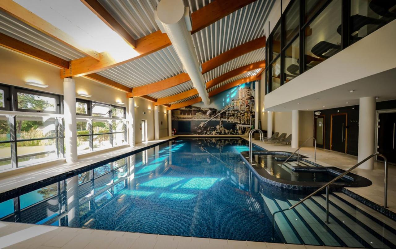 Foxhills Club & Resort Ottershaw Exteriér fotografie